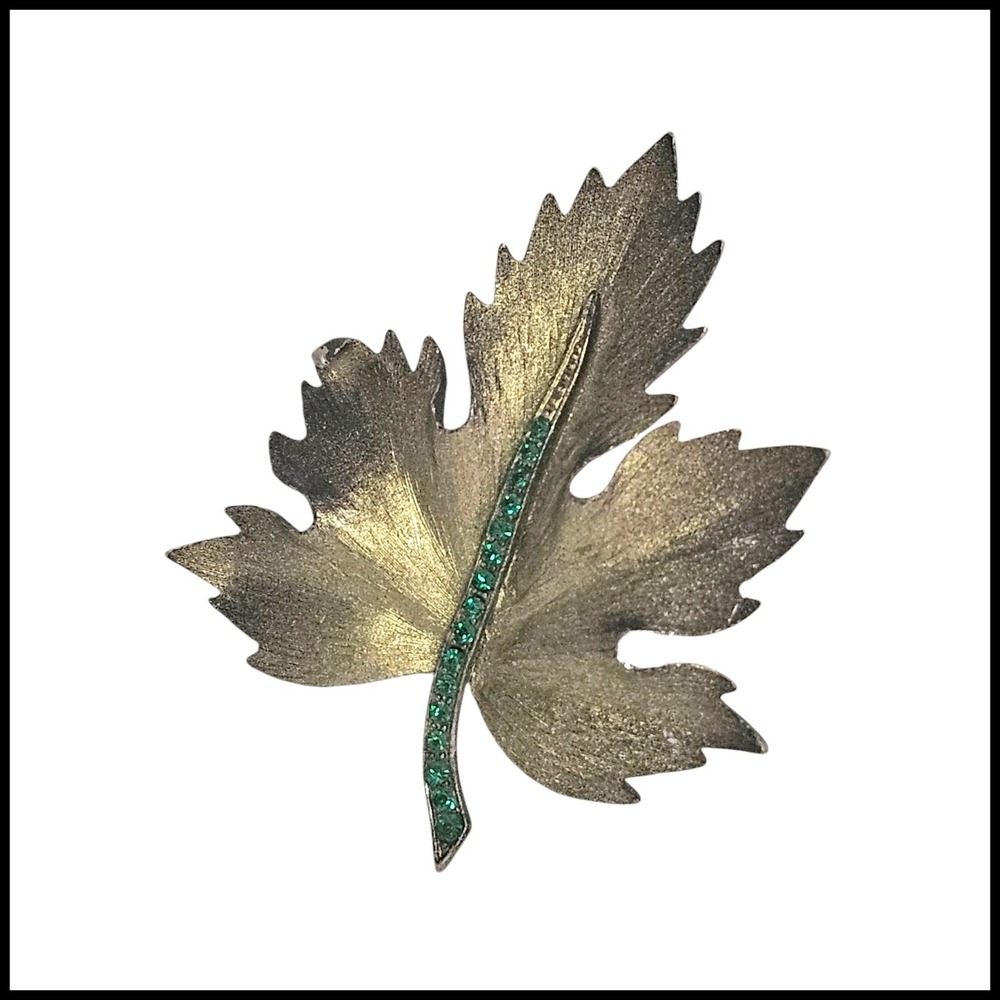 Vintage Leaf Brooch Pin Emerald Green Rhinestone Accent Gold Tone Costume